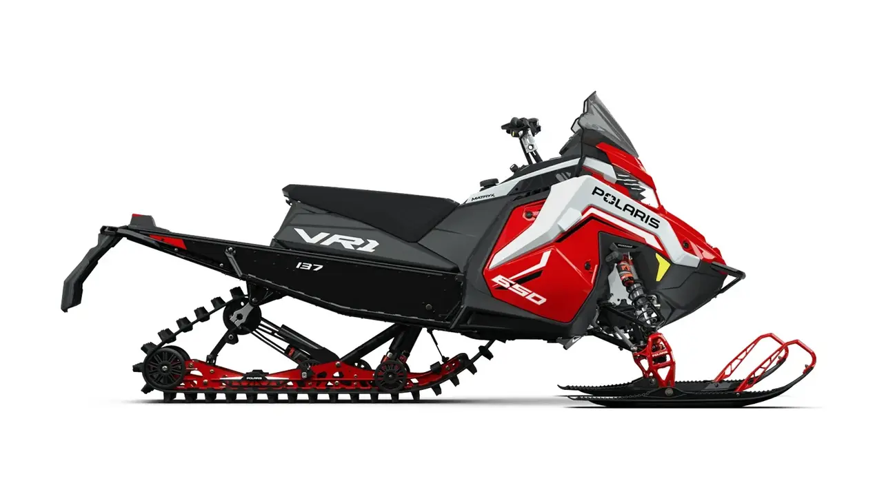 Polaris 650 INDY VR1 137 DYNAMIX